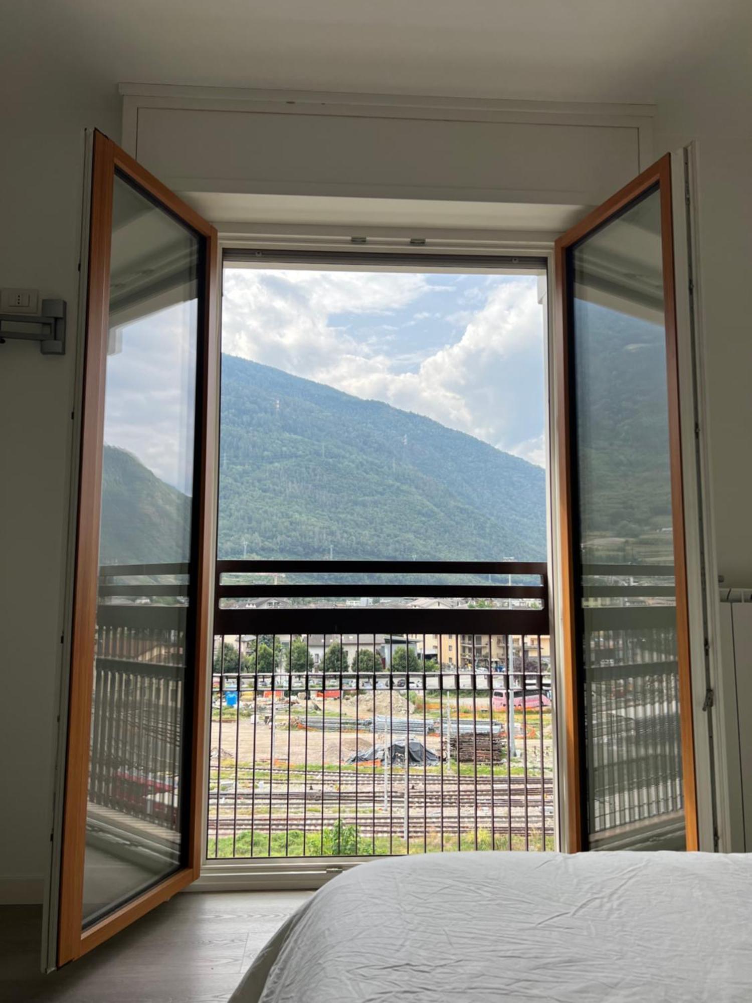 Dreamers Apartment Tirano Bagian luar foto